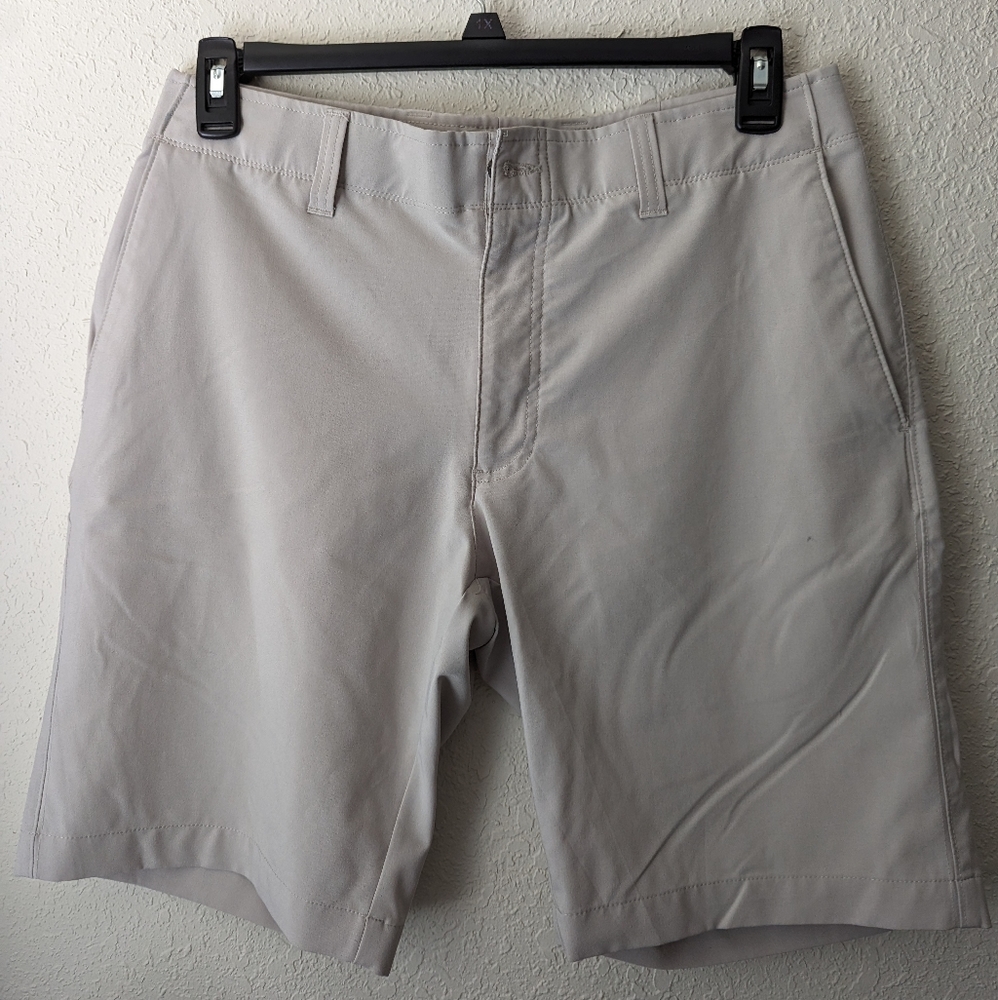 GUC Men's Callaway Golf Shorts